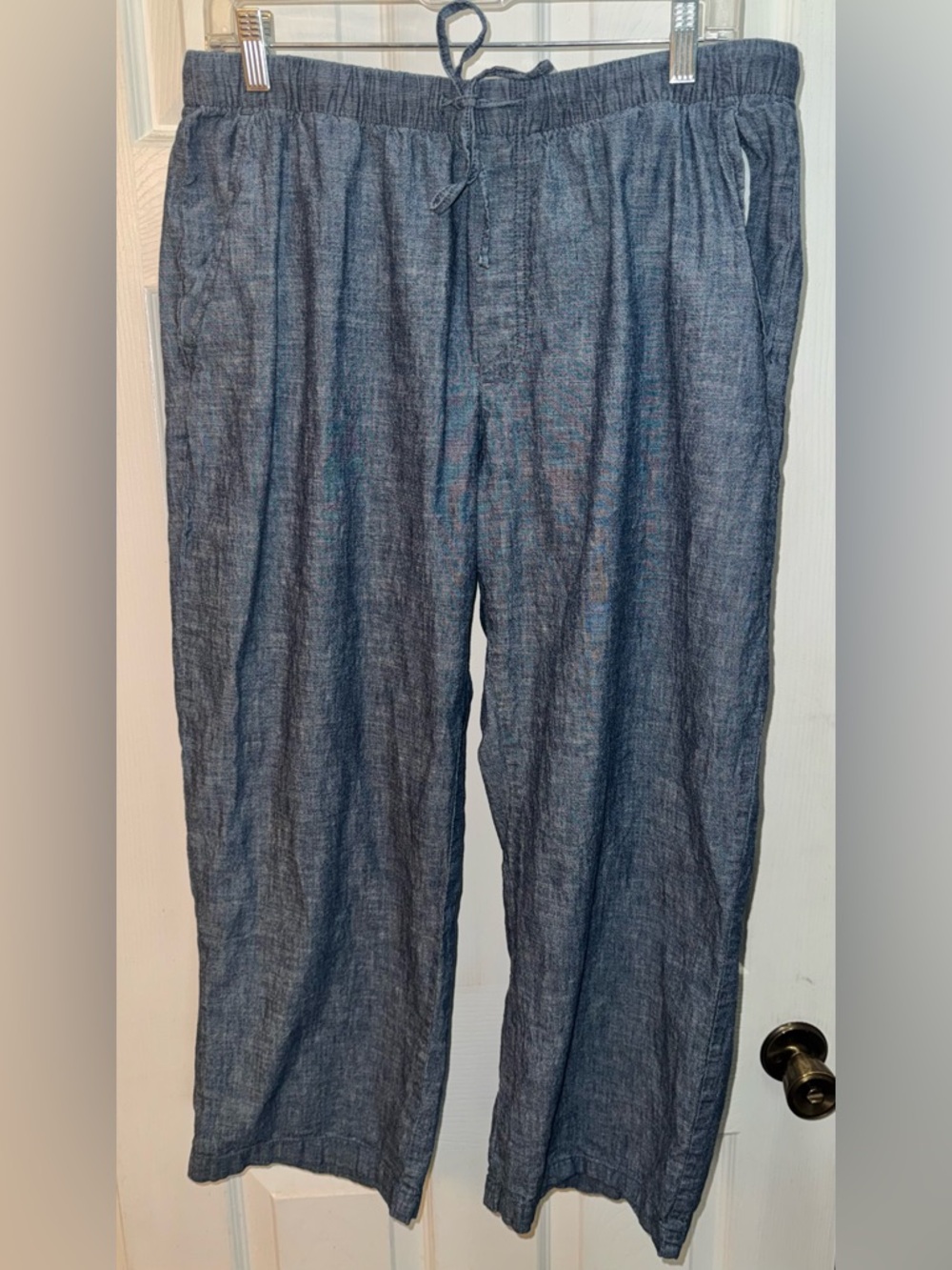 GAP Women Straight Leg Pants - Blue Chambray